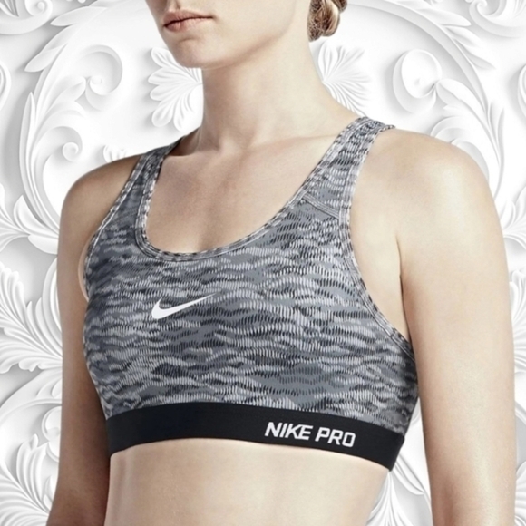 Nike PRO CLASSIC Pad RFLCT Dri-Fit Bra Size Medium NWOT - Picture 1 of 6